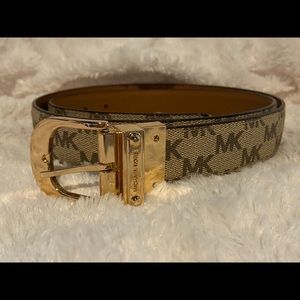 Micheal Kors Reversible Belt